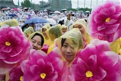 جشن تولد بودا؛ رقص نور و نیلوفر در پایتخت کره/تصاویر