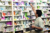 وزیر بهداشت : قیمت داروهای داخلی ثابت می ماند