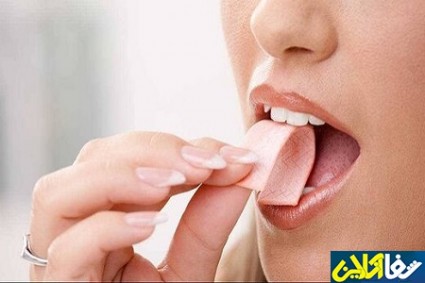 آیا قورت دادن آدامس خطرناک است؟