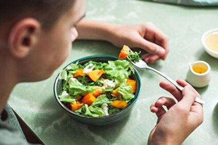 گرسنگی طولانیمدت؛ میانبُری ناسالم برای کاهش وزن