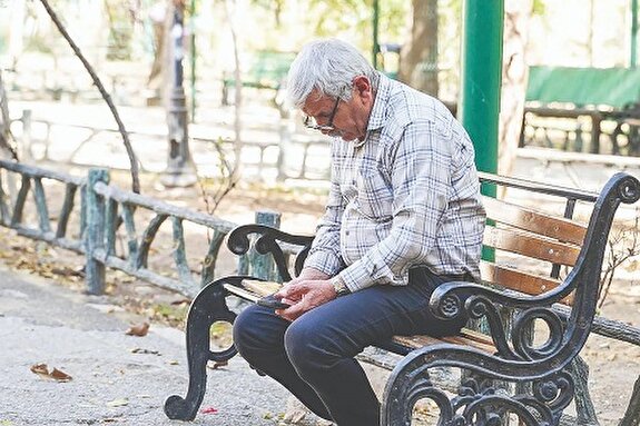 فرسایش امید در سایه گرانی