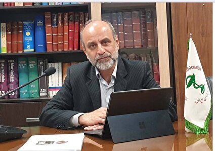 نامه انجمن داروسازان به پزشکیان؛ دست ما از پول پاشی خالی است