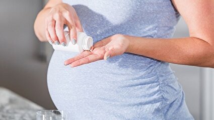 تاثیر کم‌کاری و پرکاری تیروئید بر سلامت مادر و جنین