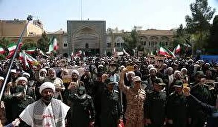 حوزویان قم کفن‌پوش شدند /تصاویر