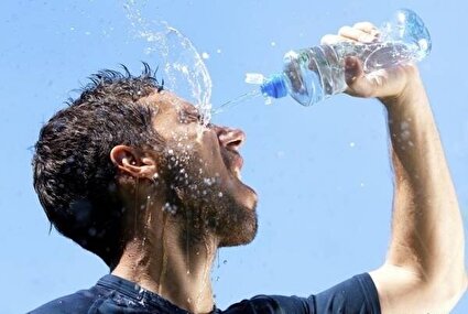 فعالیت شدید بدنی در هوای گرم باعث گرمازدگی می شود