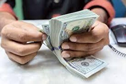 پیش بینی قیمت دلار در پایان هفته