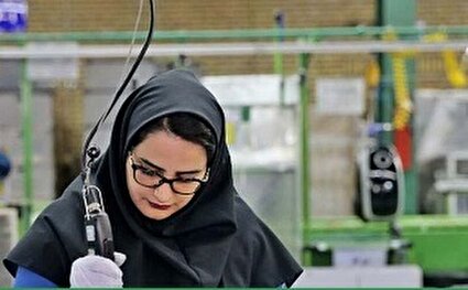 زنانه شدن نیروی کار؛ نتیجه سوءاستفاده و تحقیر سیستماتیک زنان