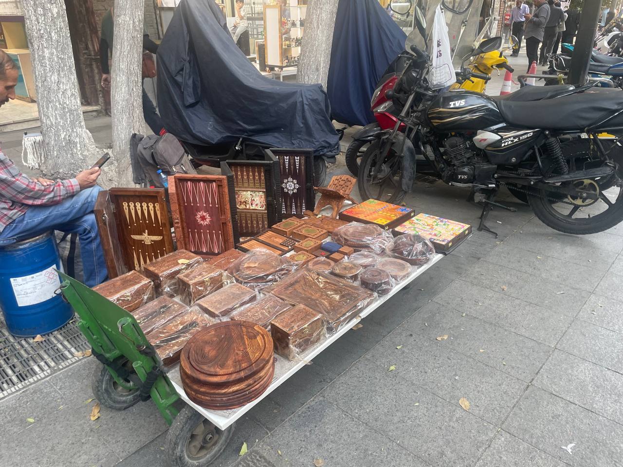 روزهای کم رونق بازار تهران و کوچه مروی/تصاویر اختصاصی