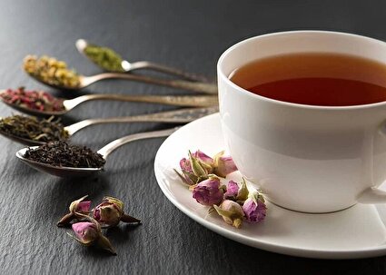 ارتباط ترکیب روزانه آب، قهوه و چای با طول عمر