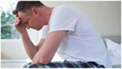 افتادگی بیضه‌ چیست؟