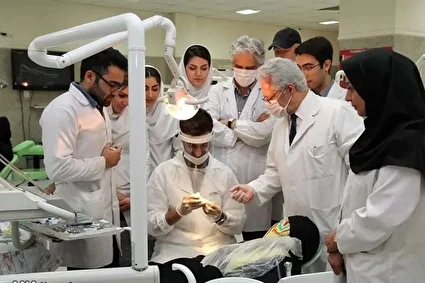جان انسان دست پزشکان است، پس باید نخبه باشند