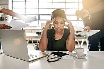 آسیب به مغز با کار کردن بیش از ۵۰ ساعت در هفته