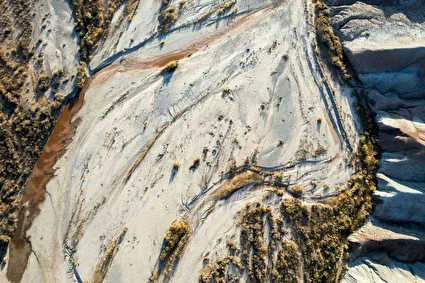 قزل اوزن؛ آیینه‌ بحران آب ایران  /تصاویر