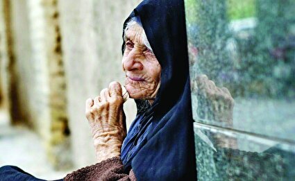 «زنان سالمند» زير سايه خشونت اقتصادي