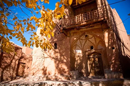 پاییز خلوت روستای تاریخی ابیانه/تصاویر